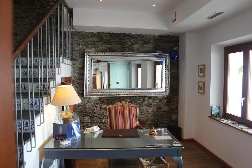 게스트하우스 Hostal Cristina 카다케스